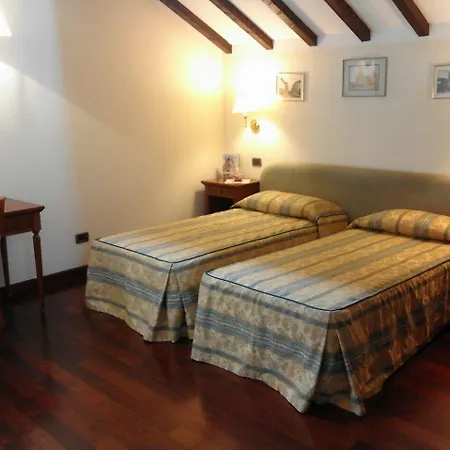 Corte Estense 4*