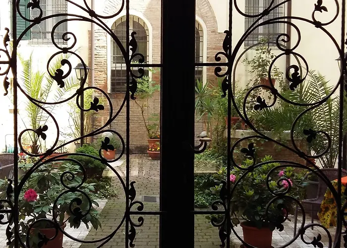 Corte Estense Hotel 4*